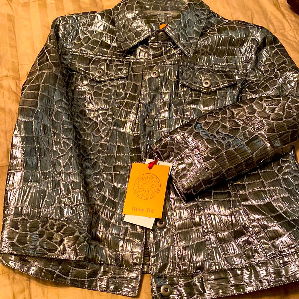 Ladies glitterati silver jacket size 6 NWT
